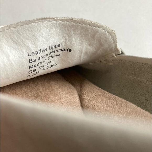 Giani Bernini GB Dailyn White Pebble Genuine Leather Loafers size 8.5 - Picture 14 of 16